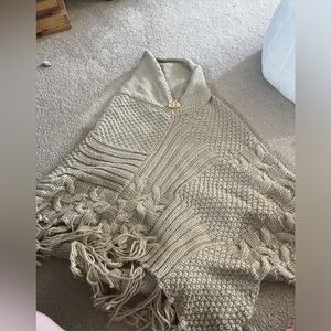 Maurices Poncho